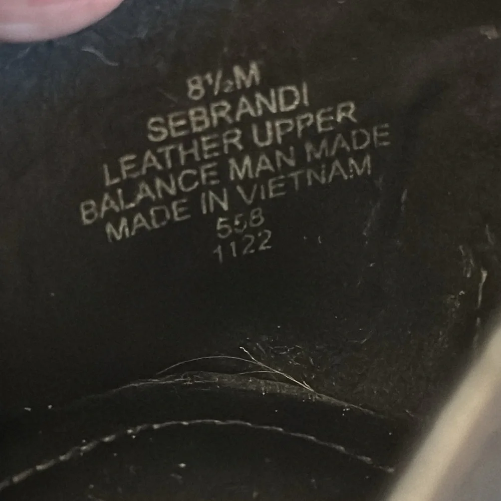EASY SPIRIT WOMENS BLACK LEATHER BRANDI SLIP ON CASUAL SHOE LIGHTWEIGHT SIZE 8.5